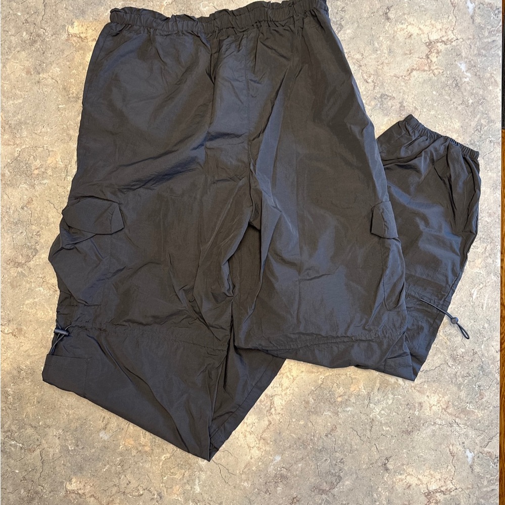 Halara Drawstring Cargo Joggers Black Medium Nylon NWT